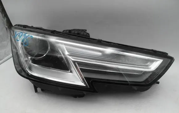 Audi A4 S4 B9 8W Headlight/headlamp 8W0941006 668AH521S