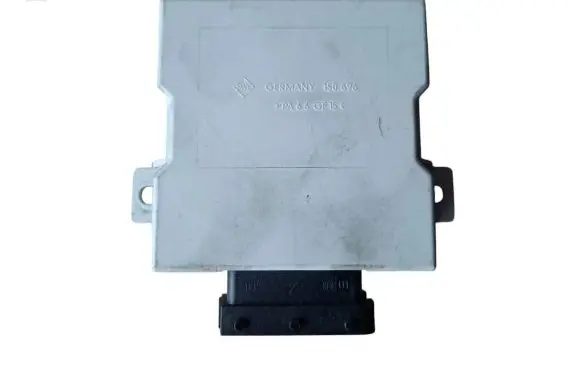Toyota Avensis T250 Window wiper relay 150696