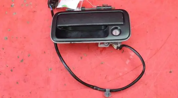 Opel Frontera B Front door exterior handle