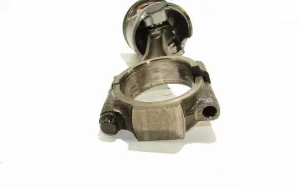 Piston