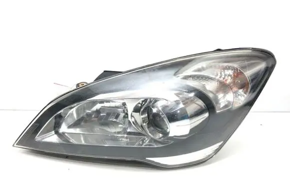KIA Ceed Headlight/headlamp 92101-1H