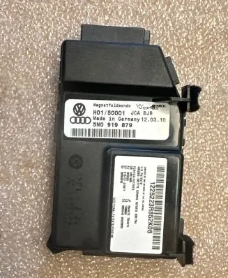 Volkswagen Tiguan Other control units/modules 5N0919879 H01S0001