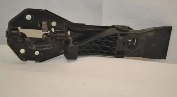 Audi A6 S6 C7 4G Engine bonnet/hood lock/latch loop/hook 4G0823480