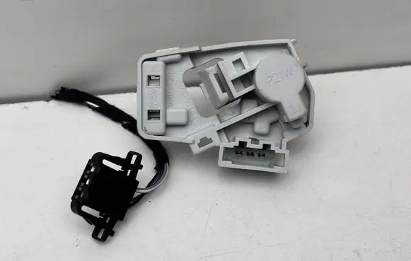 Skoda Superb B6 (3T) Tail light bulb cover holder 3T5945259