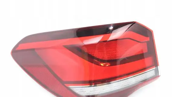 BMW X1 F48 F49 Rear/tail lights 7477713