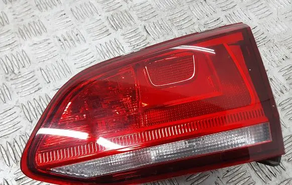 Volkswagen Golf VII Tailgate rear/tail lights 5G9945094D