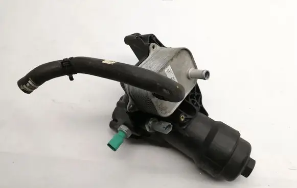 Audi Q5 SQ5 Engine oil radiator 03N117021