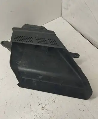 Audi A4 S4 B8 8K Air intake duct part 8K0129618A 8K0129618