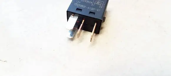 Mitsubishi Space Star Other relay MB9533821