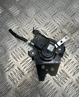 Mazda 3 III Tailgate/trunk/boot lock/catch/latch 4L110319 BHB6