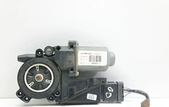 Renault Vel Satis Rear door window regulator motor 400507H