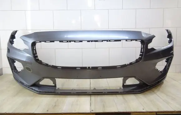 Volvo V60 Front bumper 31455622
