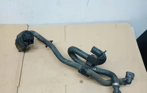 Mercedes-Benz GLA W156 Electric auxiliary coolant/water pump A2118350364