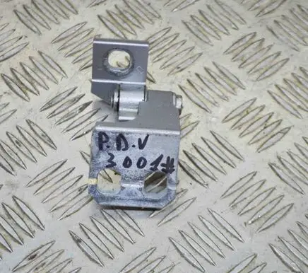 Maserati Quattroporte Front door upper hinge 