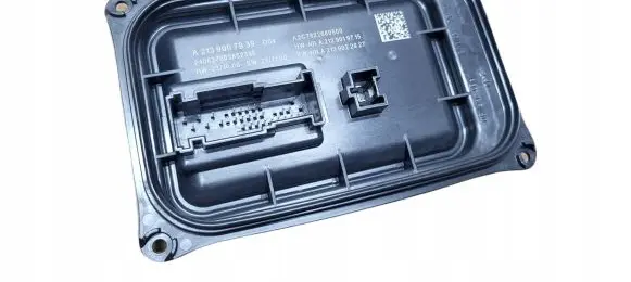 Mercedes-Benz E AMG W213 Voltage converter/converter module 