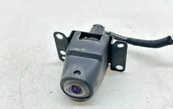 Toyota Sai Front bumper camera 8679075010