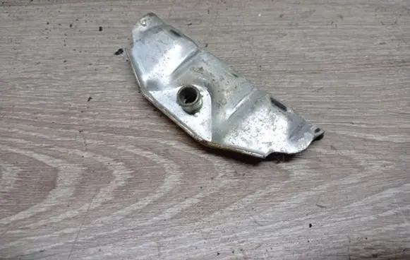 Battery bracket