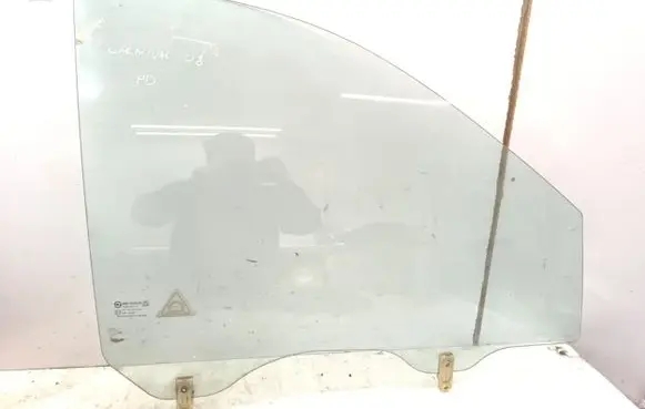 KIA Carnival Front door window glass four-door 43R000383 AS2 M42