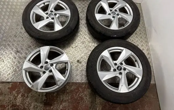 Audi Q3 F3 R18 alloy rim 83A601025H