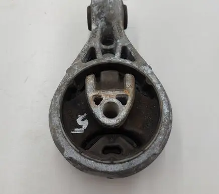 Mini Cooper Countryman R60 Engine mount bracket C2866120