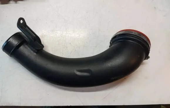 Volvo XC60 Intercooler hose/pipe 30774692