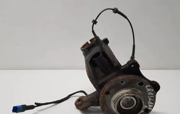 Opel Crossland X Front wheel hub spindle knuckle
