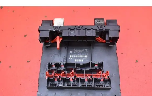 Seat Altea XL Comfort/convenience module 1K0937049T