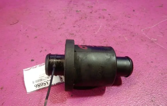 Ford Mondeo Mk III Breather hose/pipe