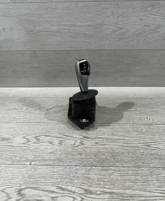 BMW 5 E60 E61 Gear shifter/selector 9213652 21720335300 7589212