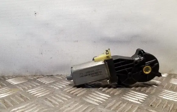 Chrysler 300 - 300C Seat adjustment motor 0390203213