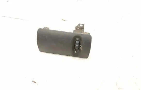 Renault Kangoo II Headlight level height control switch 8200379685