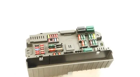BMW X5M E70 Fuse module 9145115 518953039A 0464163914511501