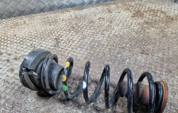 Citroen DS5 Rear coil spring
