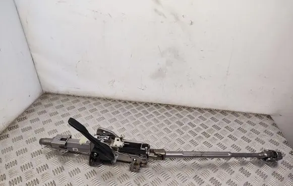 Steering wheel axle set