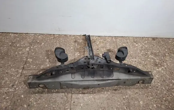 Lexus RX III Top upper radiator support slam panel 0136500010 8652048090