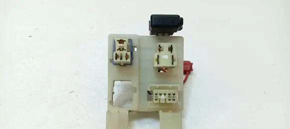 Mitsubishi 3000 GT Fuse box set 