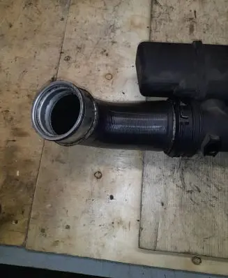 Mercedes-Benz E W211 Intercooler hose/pipe A2115280308