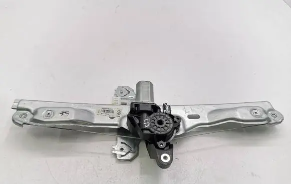 Renault Kadjar Sliding door window regulator with motor 827004EA0A