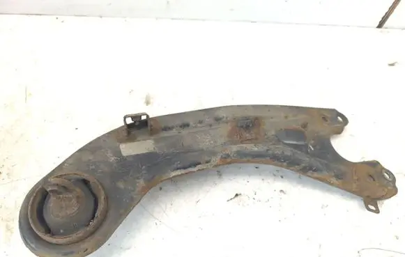 Rear upper control arm/wishbone
