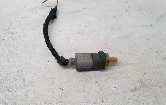 Volkswagen Cross Touran I Coolant temperature sensor 1K0973702