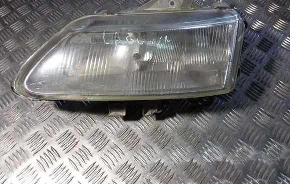 Renault Laguna I Headlight/headlamp 13996500