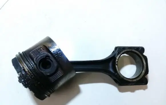 Audi 80 90 B3 Piston with connecting rod