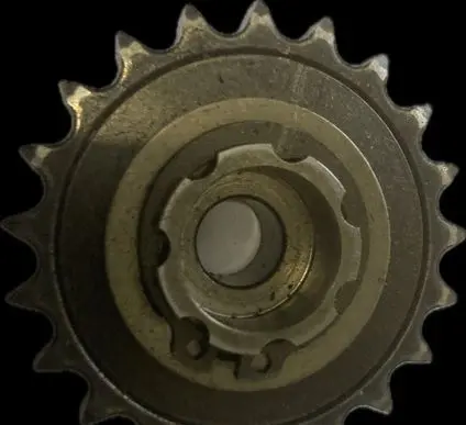 Volkswagen Golf V Oil pump 06F105243C