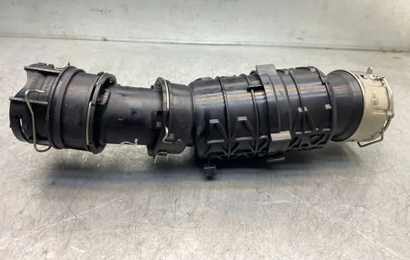 Volvo XC90 Intercooler hose/pipe 32283517 5800637540