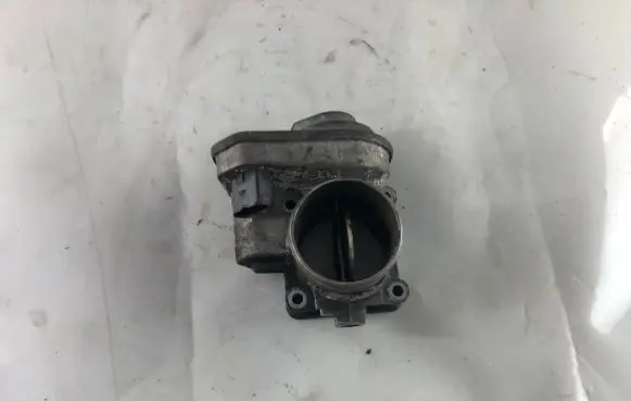 Chrysler Grand Voyager V Throttle valve