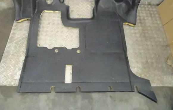 Opel Vivaro Front floor carpet liner