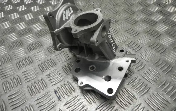 Opel Astra K EGR valve cooler bracket 12641869