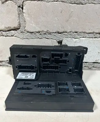Mercedes-Benz E W211 Fuse module 2115454201