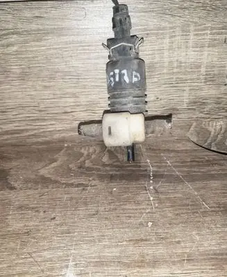 Opel Astra G Windscreen/windshield washer pump