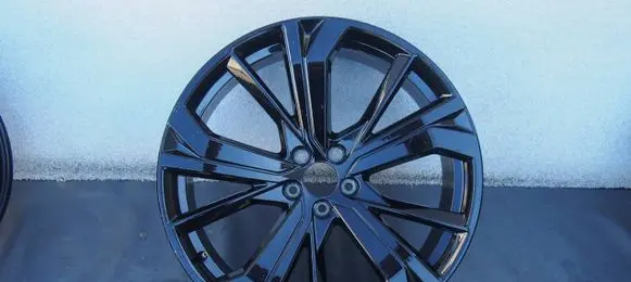 Volvo XC90 R21 alloy rim 32410168